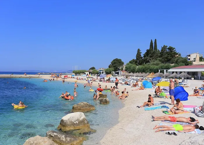 Appartement With Swimming Pool Podstrana, Split - 13393