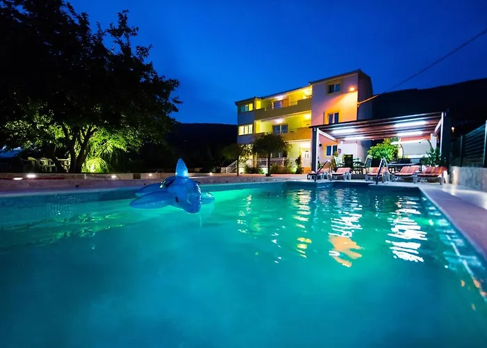 With Swimming Pool Podstrana, Split - 13393 Appartement