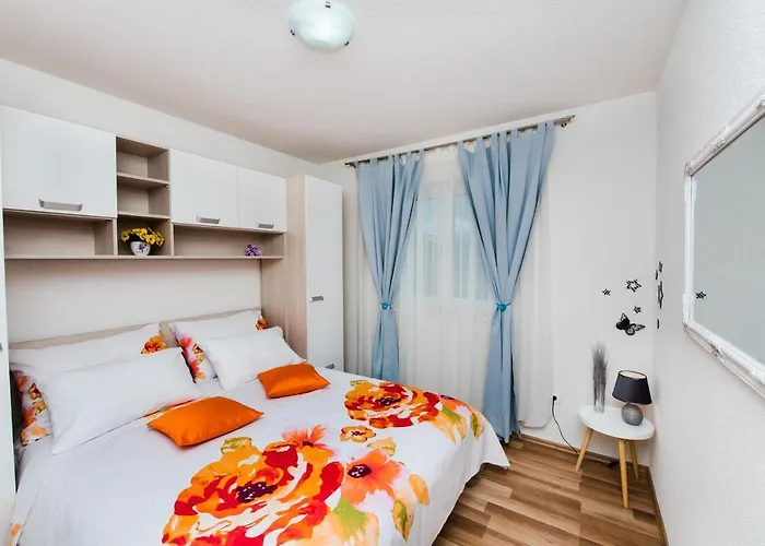 With Swimming Pool Podstrana, Split - 13393 * Podstrana