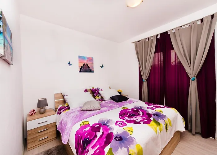 With Swimming Pool Podstrana, Split - 13393 *