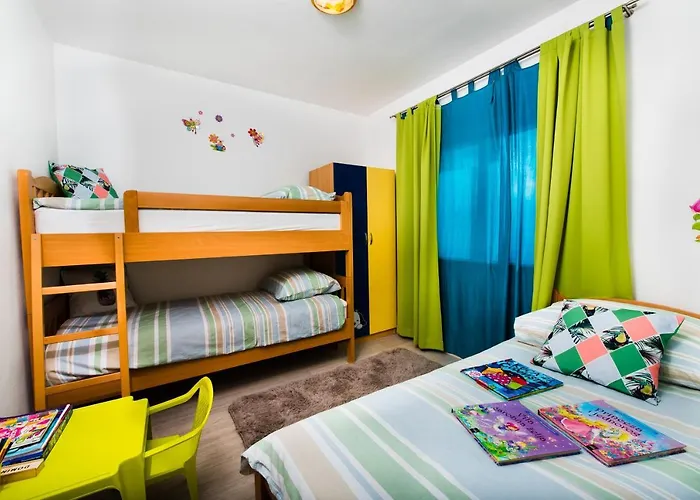 Appartement With Swimming Pool Podstrana, Split - 13393