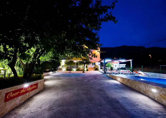 Appartement With Swimming Pool Podstrana, Split - 13393